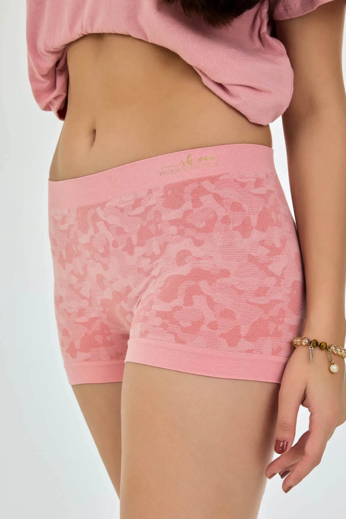 Buy Knitted Seamless Mid Rise No Dig Waistband Ultralight 4 Way Stretch Luxe Boyshorts 2 Pack