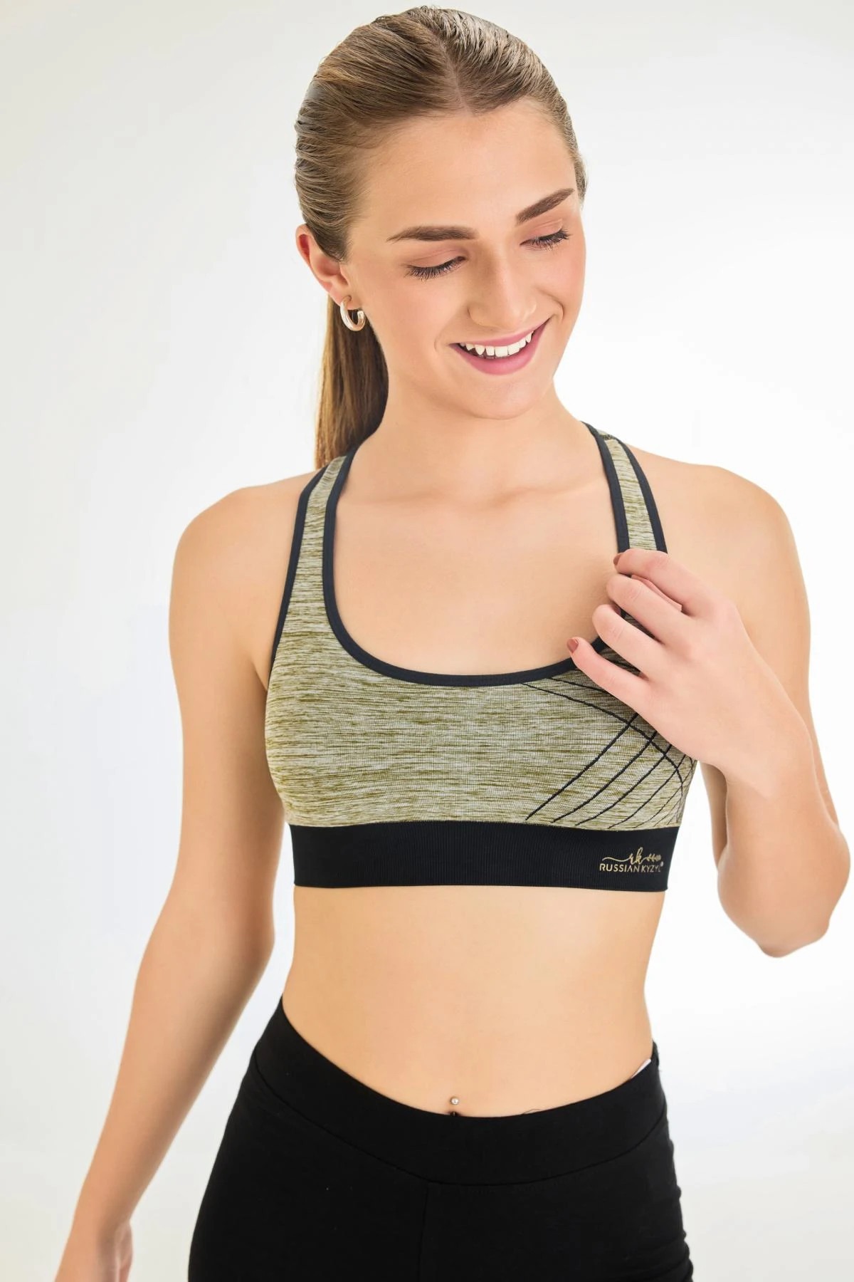 Buy Knitted Seamless Move-Easy Racerback Medium Impact Removable Pad Sports Bra