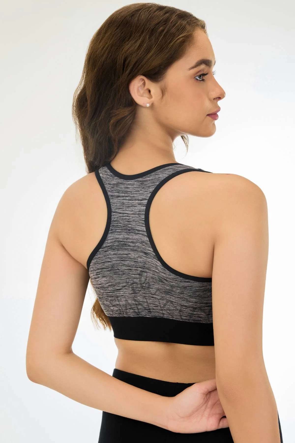 Buy Knitted Seamless Move-Easy Racerback Medium Impact Removable Pad Sports Bra