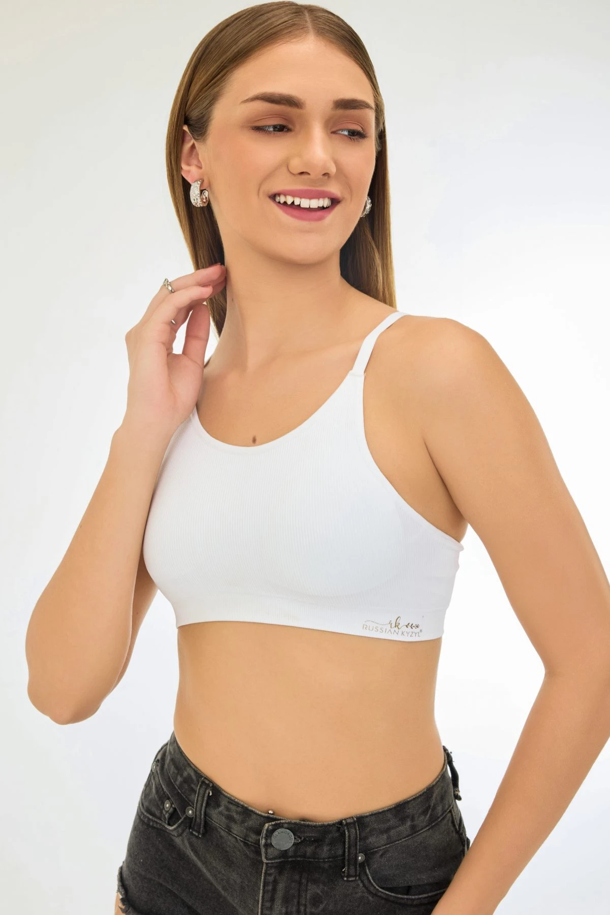 Buy Knitted Seamless Slip-On Ultra-Light Breathable Non-Bonded Underband Removable Pad Ribbed Bra