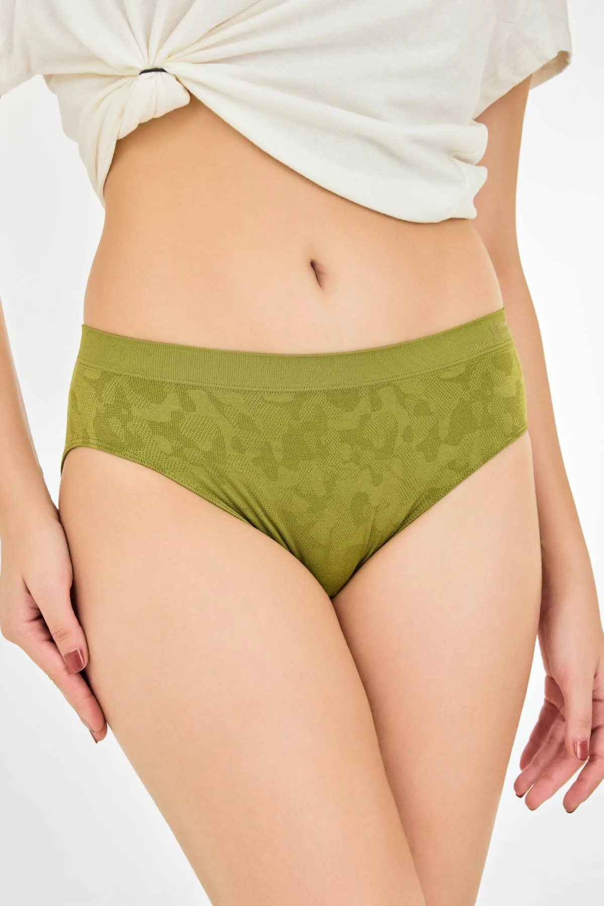 Buy Knitted Seamless Mid-Rise Invisible Waistband Ultra-Light 4-Way Stretch Luxe Panty 2 Pack