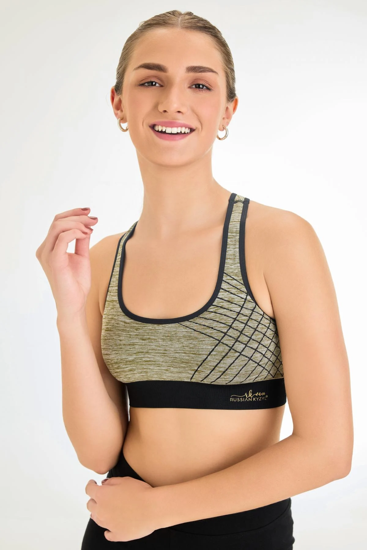 Buy Knitted Seamless Move-Easy Racerback Medium Impact Removable Pad Sports Bra