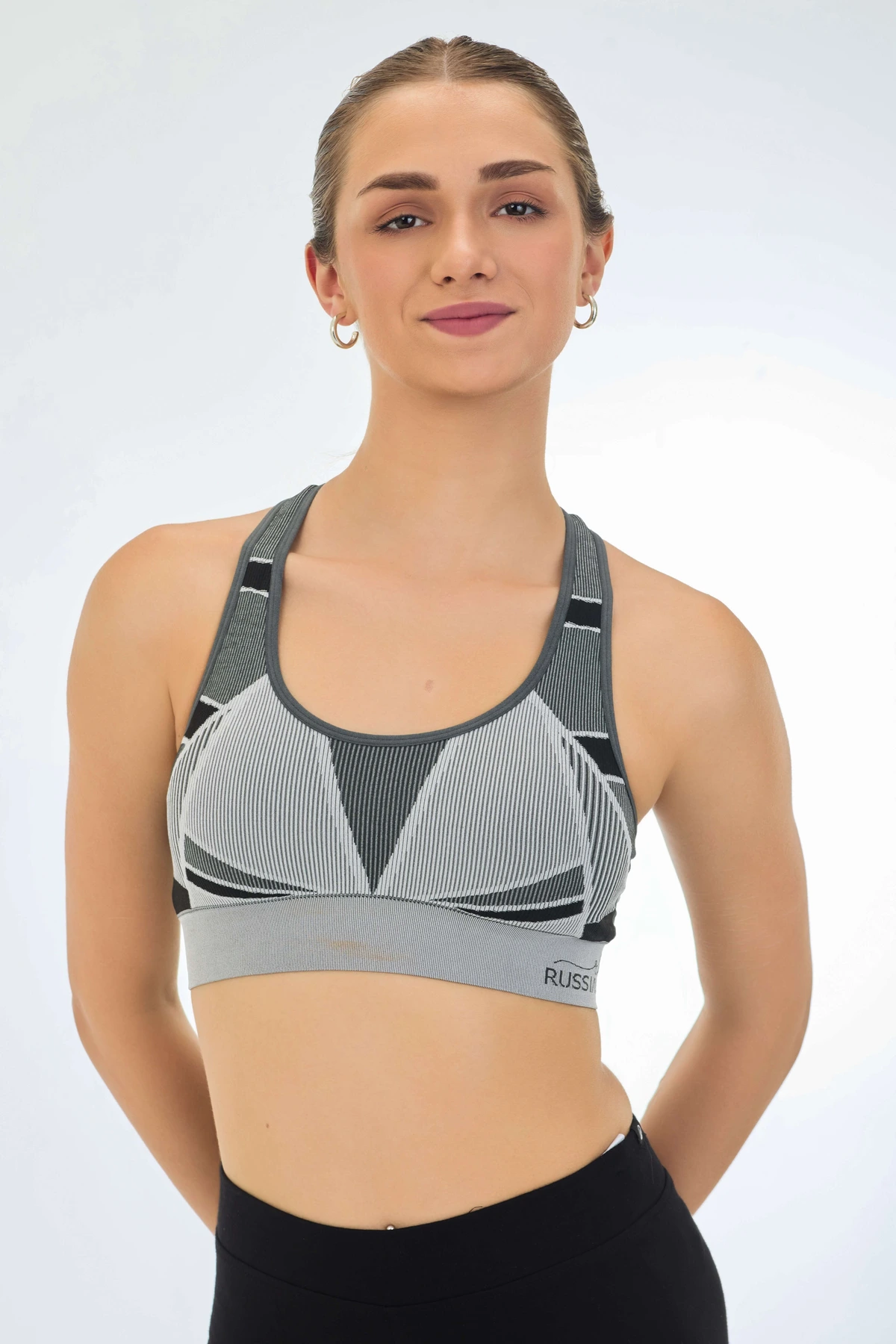 Buy Knitted Seamless Multi-Angle 360° Stretch Removable padding Medium Impact Sports Bra