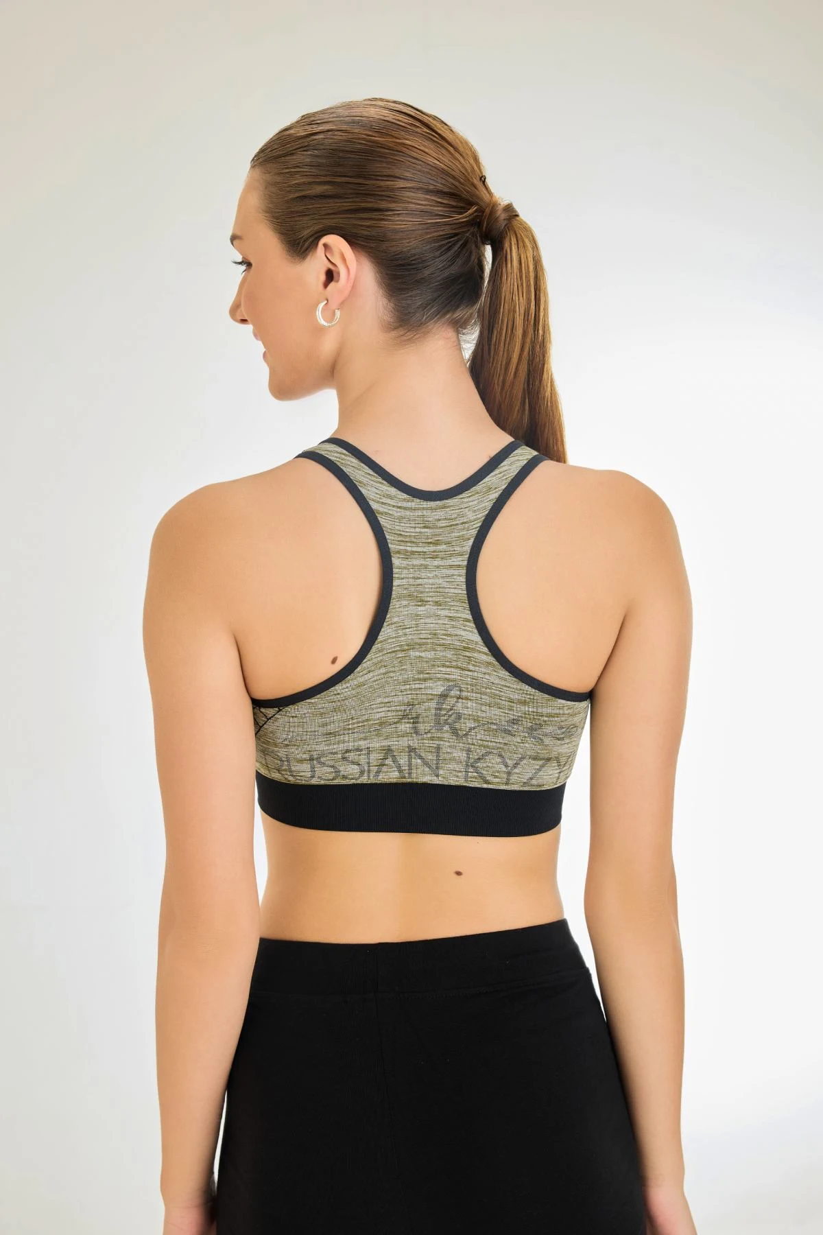 Buy Knitted Seamless Move-Easy Racerback Medium Impact Removable Pad Sports Bra
